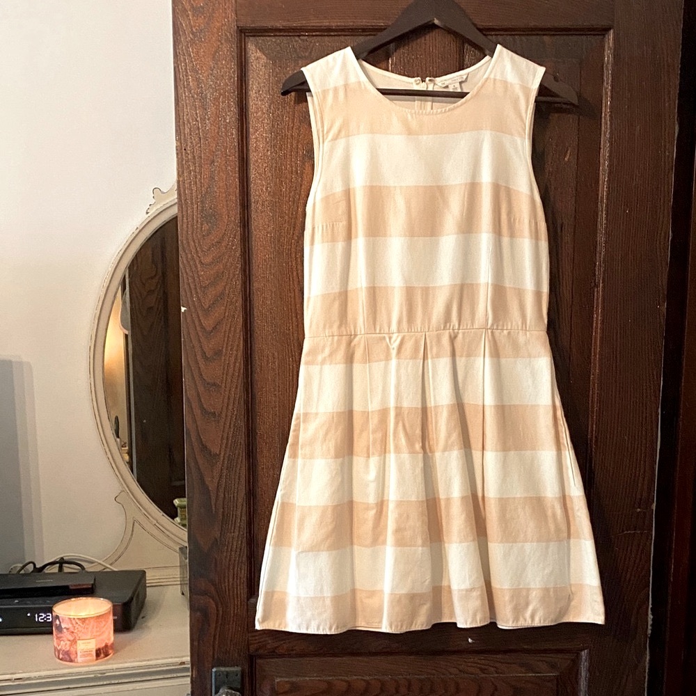 GAP Ballet Pink and White Striped Dress w/ pockets!!